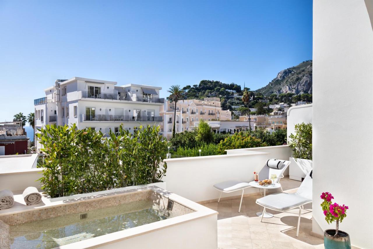 Camerelle King Suite with Terrace and Garden View