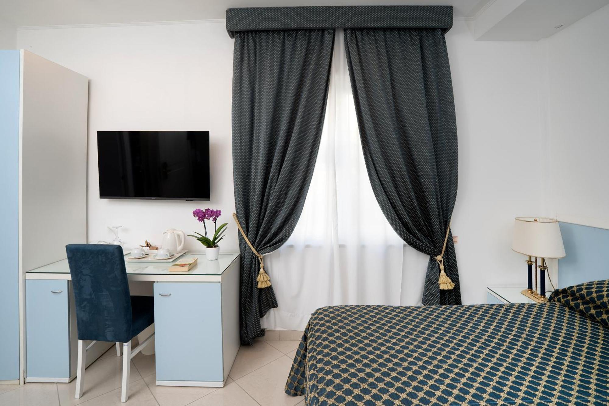 Standard Double Room No Sea View